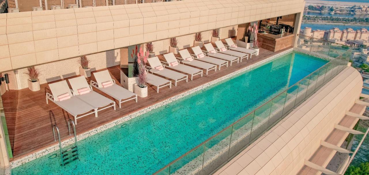 The House Hotel Ал Кхиран Екстериор снимка