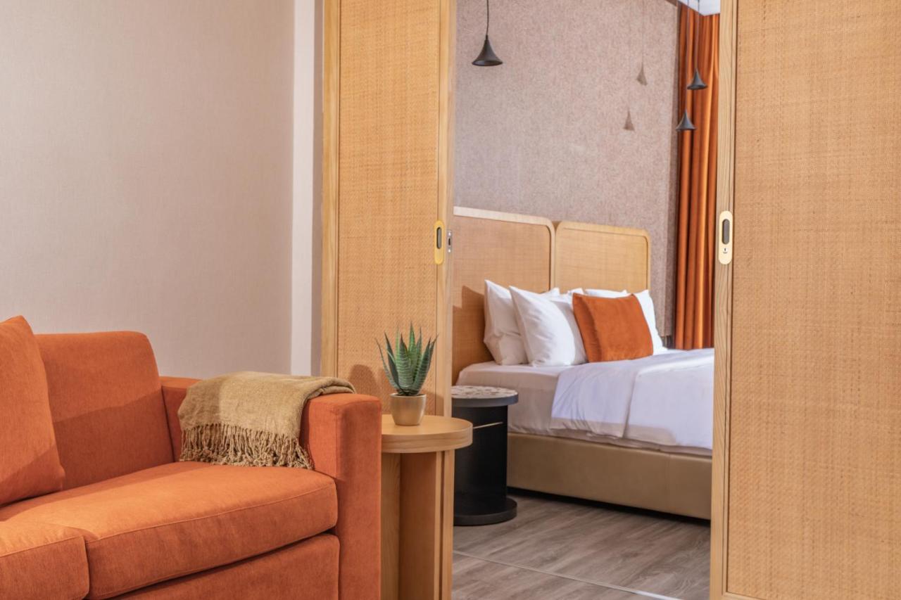 The House Hotel Ал Кхиран Екстериор снимка